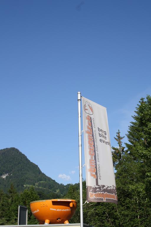 Sporti Grusch Hostel Zewnętrze zdjęcie